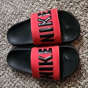 Nike slides